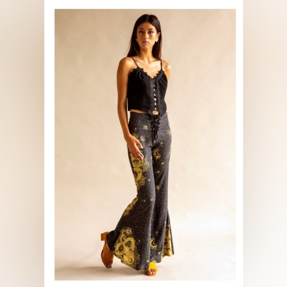 Lenni the Label 💫 - Picture 3 of 5